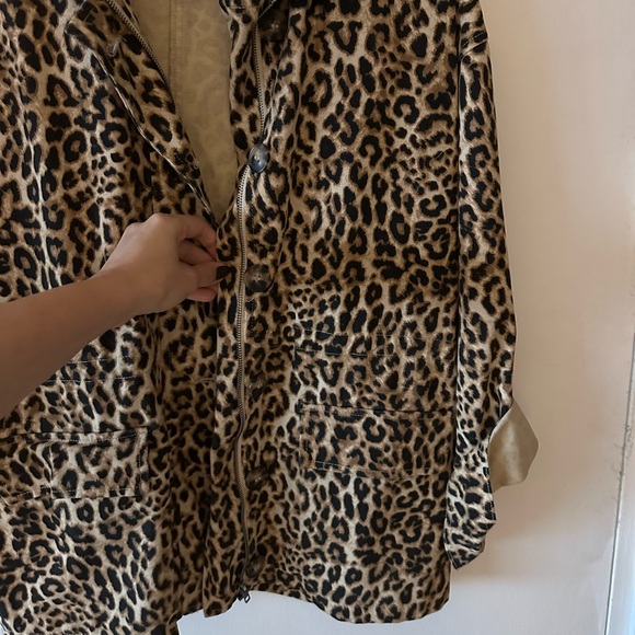 Forever 21 Cheeta Print Oversized Denim Blazer - Picture 5 of 8